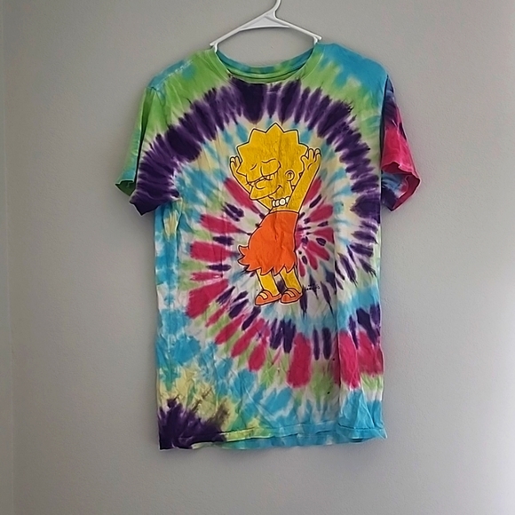 the Simpsons Tops - The Simpsons Lisa Simpson tie dye t shirt